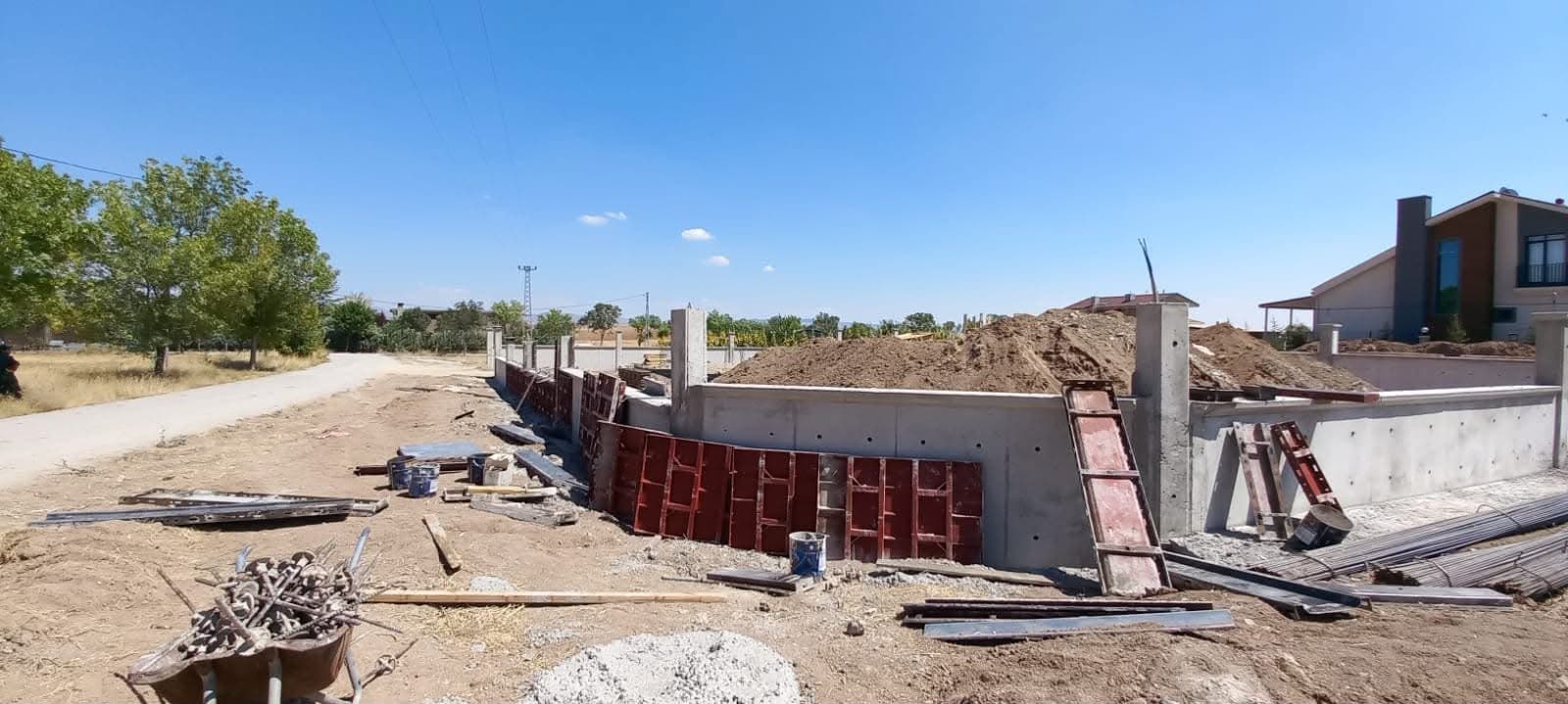 Beton duvar ve çevre düzenleme hizmeti
